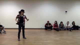 Sora -- Hip Hop showcase on "Headlines"--Drake (Shash'U Remix) at VIBE 2 MOTION