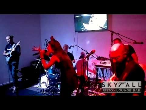 PARIMPAMPUM @ Skyfall ristò-bar - L'incantevole Creamy