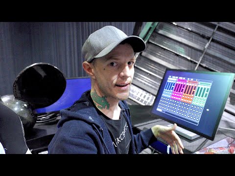 Inside the insane deadmau5 CUBE V3!