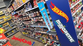 Let's check the Diecast Car section in the JouéClub Villeneuve d'Ascq France.