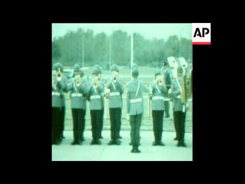 SYND 11-10-71 HIROHITO TOURS WEST GERMANY