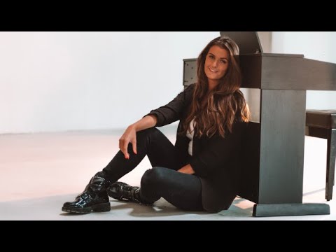 Alicia Keys - Underdog (Cover by Britt Timmers)