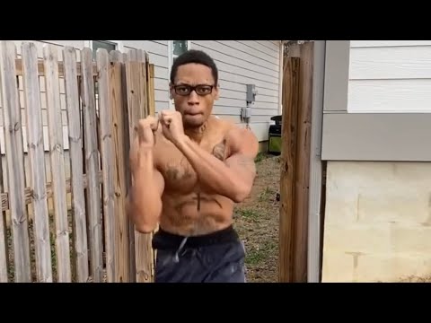 How It Be When You Fight A Hood Dude 🤣🤣🤣