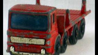 preview picture of video 'No.10 Pipe Truck by MATCHBOX, Made in England c.1967, overview.wmv'