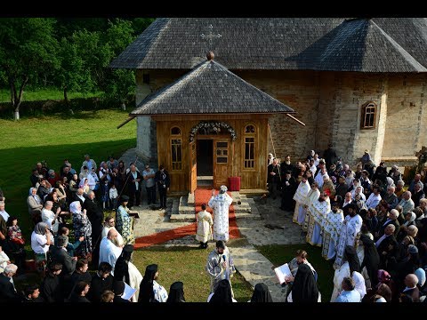 Resfințirea bisericii Mănăstirii Tarcău, jud. Neamț