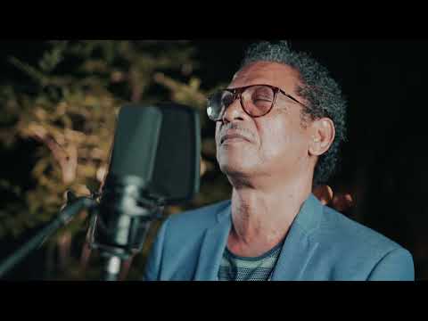 CASSIYA DESIRE FRANCOIS CLIP FAM  ACOUSTIQUE OFFICIEL