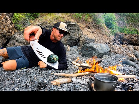 ACAMPÉ SOLO EN UNA CUEVA SIN COMIDA. Pesqué y cociné en una fogata