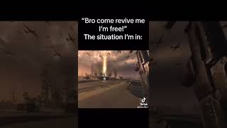 My teammates always die so quickly 😭 #warzone #gaming #callofduty