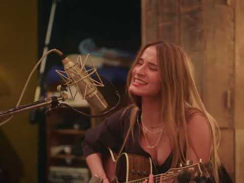 NEONI - Body Bag (Official Acoustic Video)