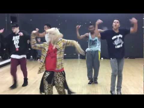 Werkin girls- Angel Haze