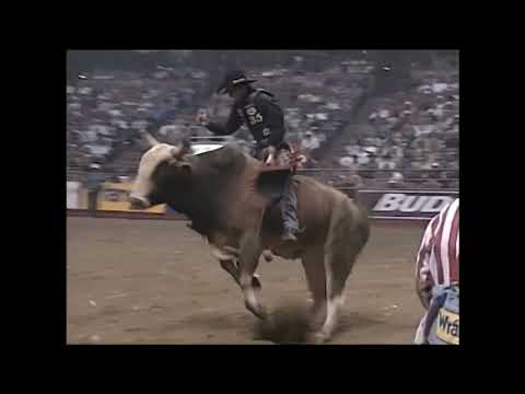 Casey Gates vs Predator - 99 PBR Anaheim (85 pts)