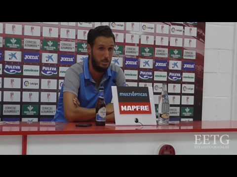 Rueda de prensa posterior al partido entre el Granada B y La Roda