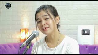 Download lagu menyesal cover anjanie mp3 Download lagu menyesal cover anjanie mp3