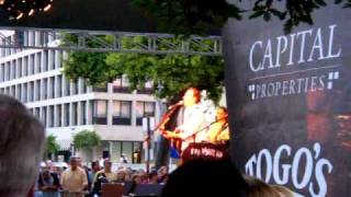 Memphis in the Meantime Live - John Hiatt & The North Mississippi Allstars