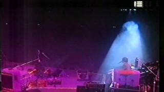 02. El Mendigo en el Andén - Serú Girán [Vivo River Plate - 30.12.1992]