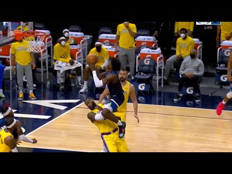LeBron James SACRIFICE his body to stop the hot hand Anthony Edwards