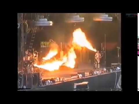 Rammstein - Feuer Frei (Live Russia 2002)