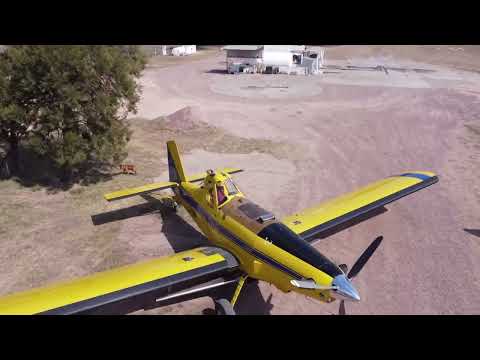 Servicio de pulverizaciones aéreas y terrestres desde Colonia Rosa (Santa Fe)