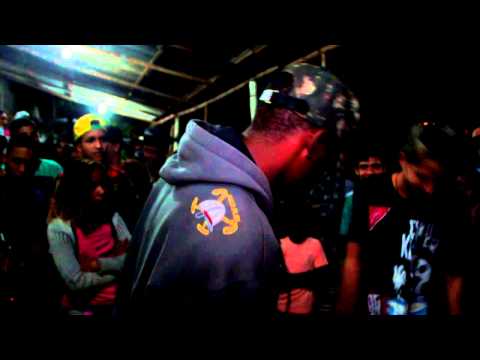 Doug vs Pelé - 167º Roda de São Gonçalo - Batalha do Tanque | 2015