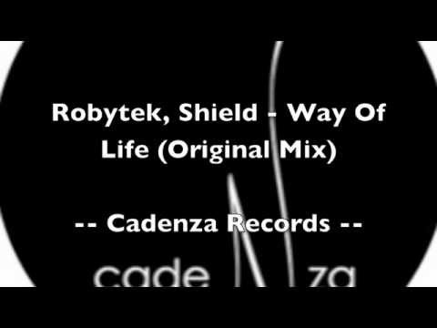 Bear Grylls goes Cadenza