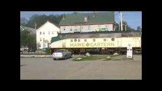 preview picture of video 'Maine Eastern Railroad FL9 488 in Wiscasset, Maine'