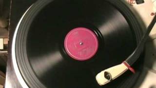 I'M GONNA MOVE TO THE OUTSKIRTS OF TOWN - Big Bill and his Chicago Five c.1942