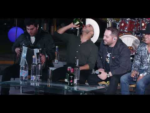 Voz De Mando Grupo Vanguardia - El Primito (En Vivo)