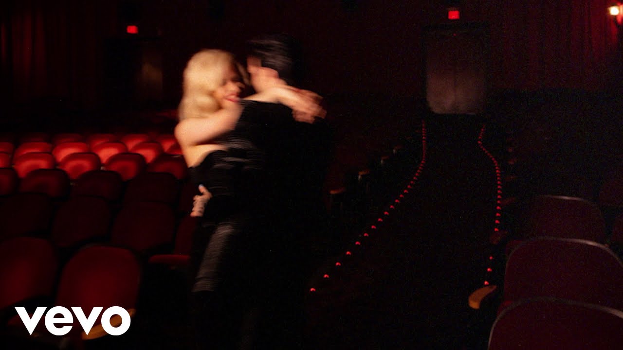 Lirik Lagu JUDUL1 - ARTIS1 dan Terjemahan