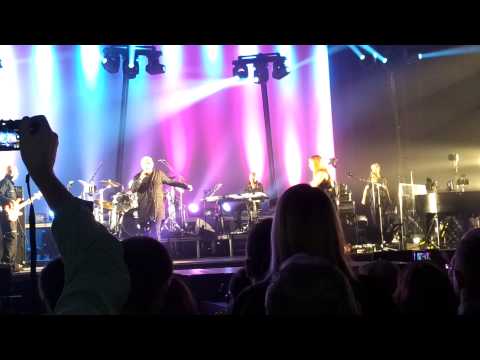 Peter Gabriel - In your eyes (5/10/2013. Belgrade Arena)
