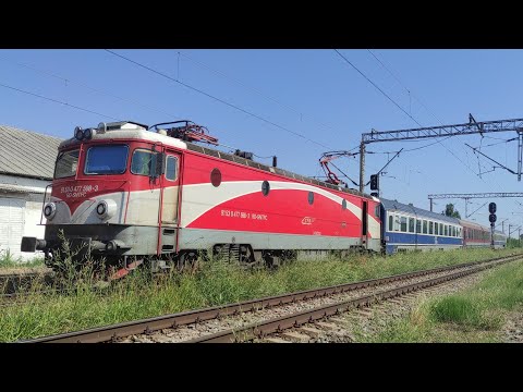 Tren IR1752 Suceava Nord - Bucuresti Nord trece prin Secuieni Roman cu 477-598-3 - 23.07.2022