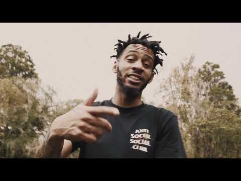 MallyDaGreat - GOLDENCHILD (Official Music Video)