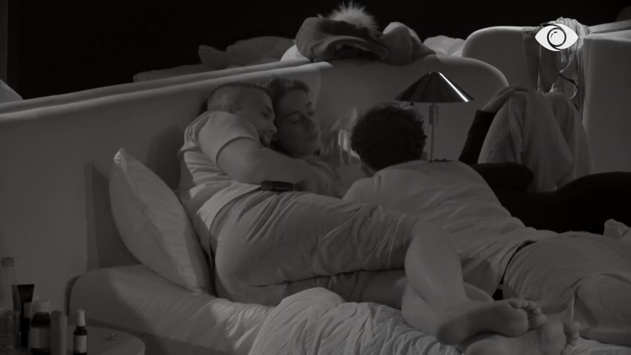 “Në fillim ishim shumë xheloz”/ Mikela bisedon me banorët për partnerin