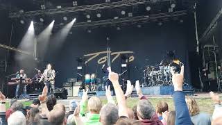 Toto - Orphan / Hold The Line (live in Hamburg 27.07.2022) - opening