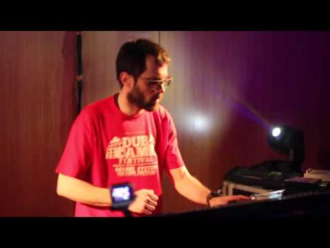 NANTES DUB CLUB #18 // WEEDING DUB feat RAS DIVARIUS