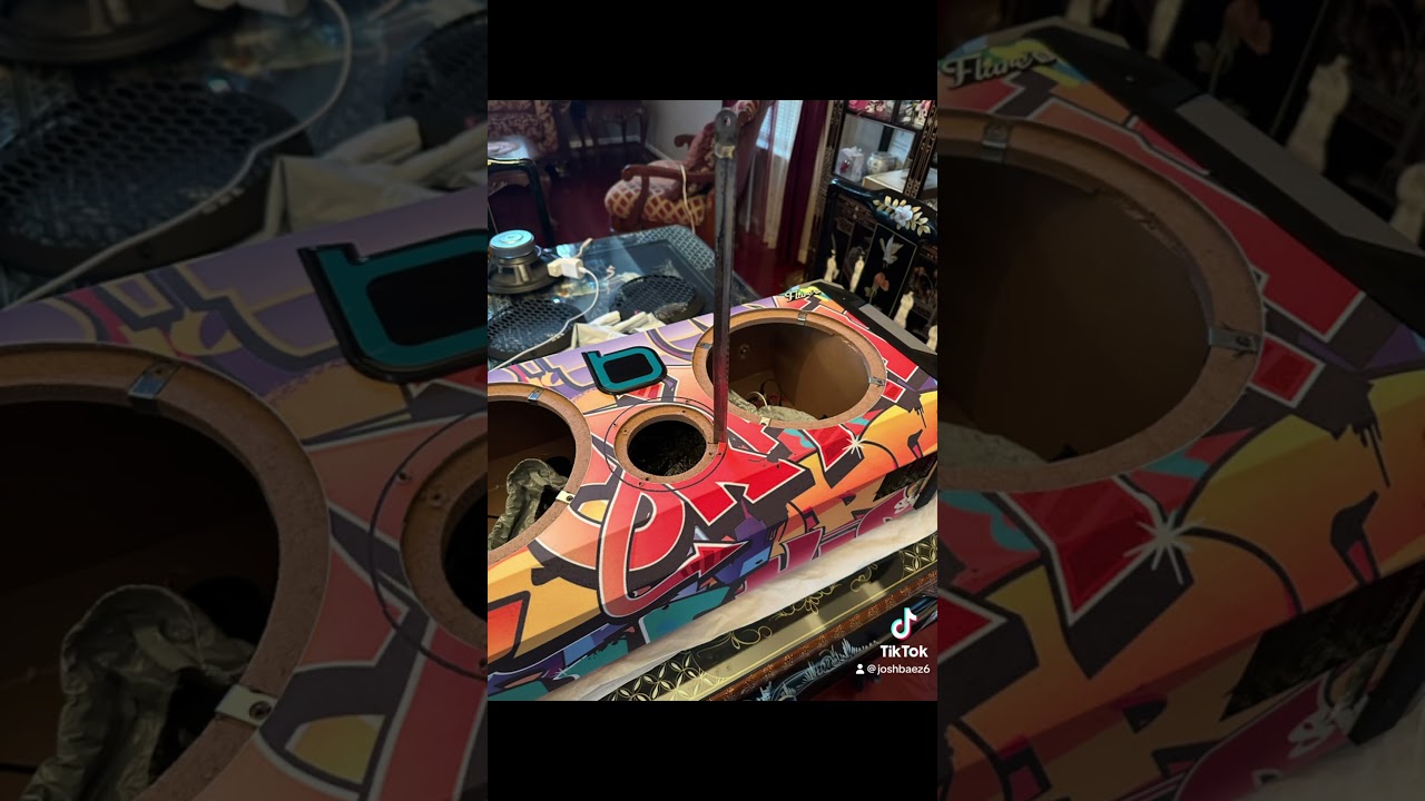 Upgrading bumpboxx speakers to Rockford Falgate speakers#Flare8￼#Rockfordfosgate#BumpBoxx￼#graffiti