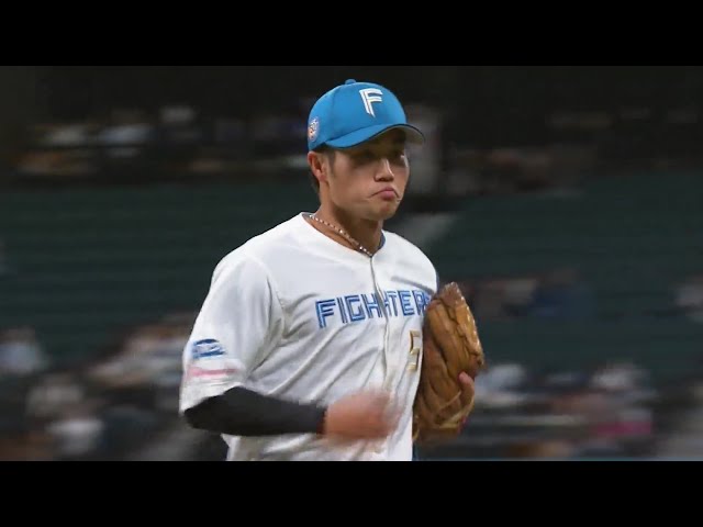 【6回表】守備範囲の広さ!! ファイターズ・細川凌平 深い位置から正確な送球!!  2024年3月22日 北海道日本ハムファイターズ 対 横浜DeNAベイスターズ