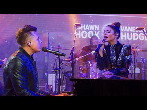 Vanessa Hudgens & Shawn Hook perform "Reminding Me" on The Today Show (May 8, 2017)