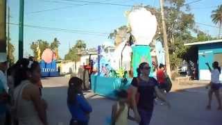 preview picture of video 'RM Teacapan Desfile Dia Del Marino 2014'