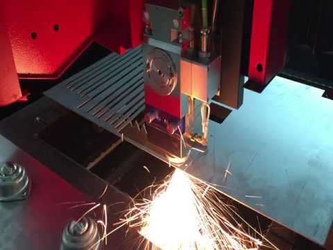 ELCM3015-2000R Fiber Laser Cutting Machine