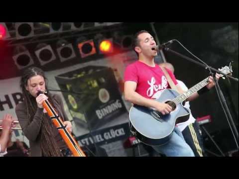 Cris Cosmo | Alle in einem Boot