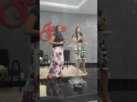 "É SOMENTE CONFIAR" (Dueto: Leslie  Guimarães & Jeise Guimarães)