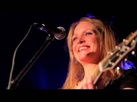 "LAURENT'S MUSIC: POP TIME" - THE BEST OF SARAH SMITH