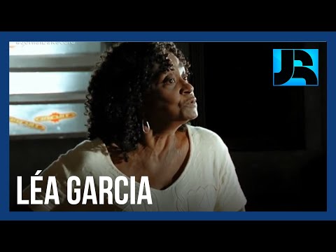 Minuto JR: Corpo de Léa Garcia é velado no Theatro Municipal do Rio