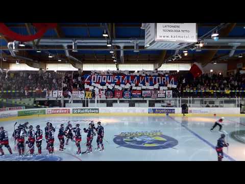 Coreografia CdM - HC Appiano - Hockey Milano Rossoblu - Finale Gara 4 - 09/04/2017