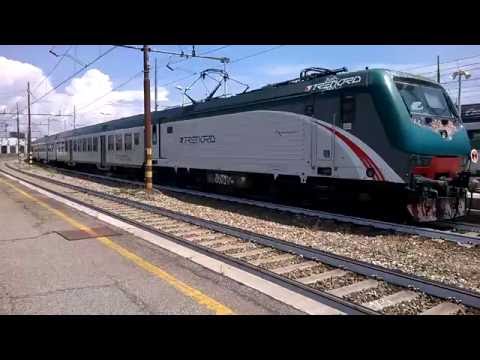 doppia simmetrica E464 290+236+5 MDVC Trenord - Milano Greco 26/07/2016
