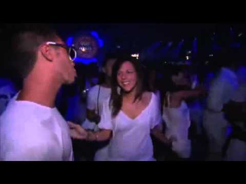 Daddys Groove vs Praxis & Kathy Brown - World Turn Me Out (Hektor Mashup)