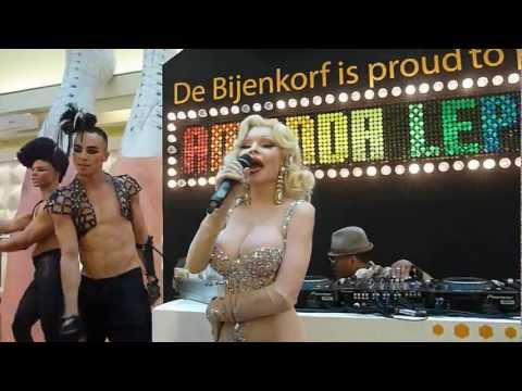 Amanda Lepore live: first ever Amsterdam performance (3)