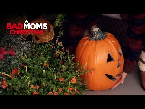 A Bad Moms Christmas (TV Spot 'Pumpkin')