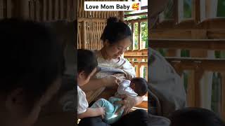 Download lagu breastfeeding Mom Baby 💕 #breastfeeding #baby #breastmilk #cutebaby #subscribe #trending #shorts mp3