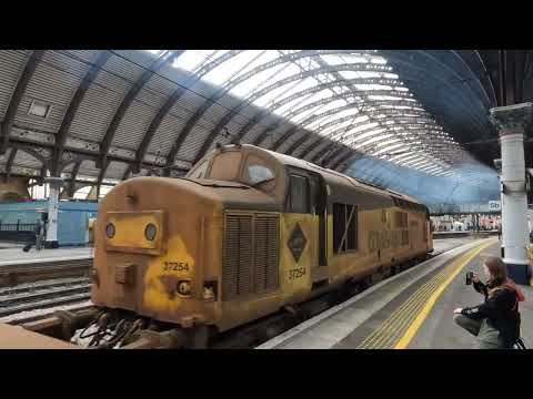 Class 37 Thrash departing York